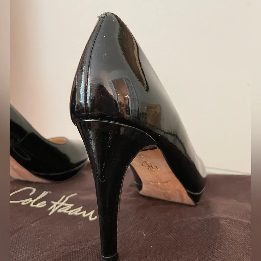 Cole Hasn Patent Leather Pumps 8.5 Black EUC